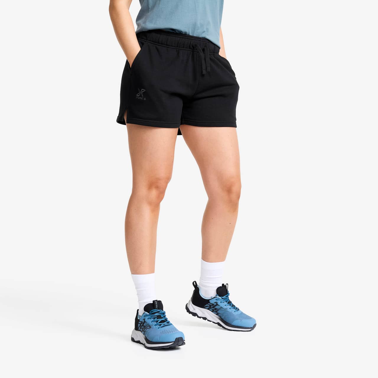 25% rabatt på alla sweats hos RevolutionRace