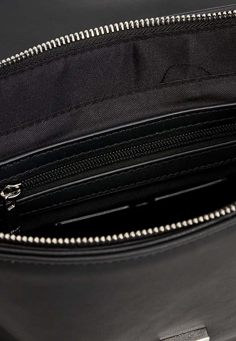 Replay svart handväska hos Lounge by Zalando