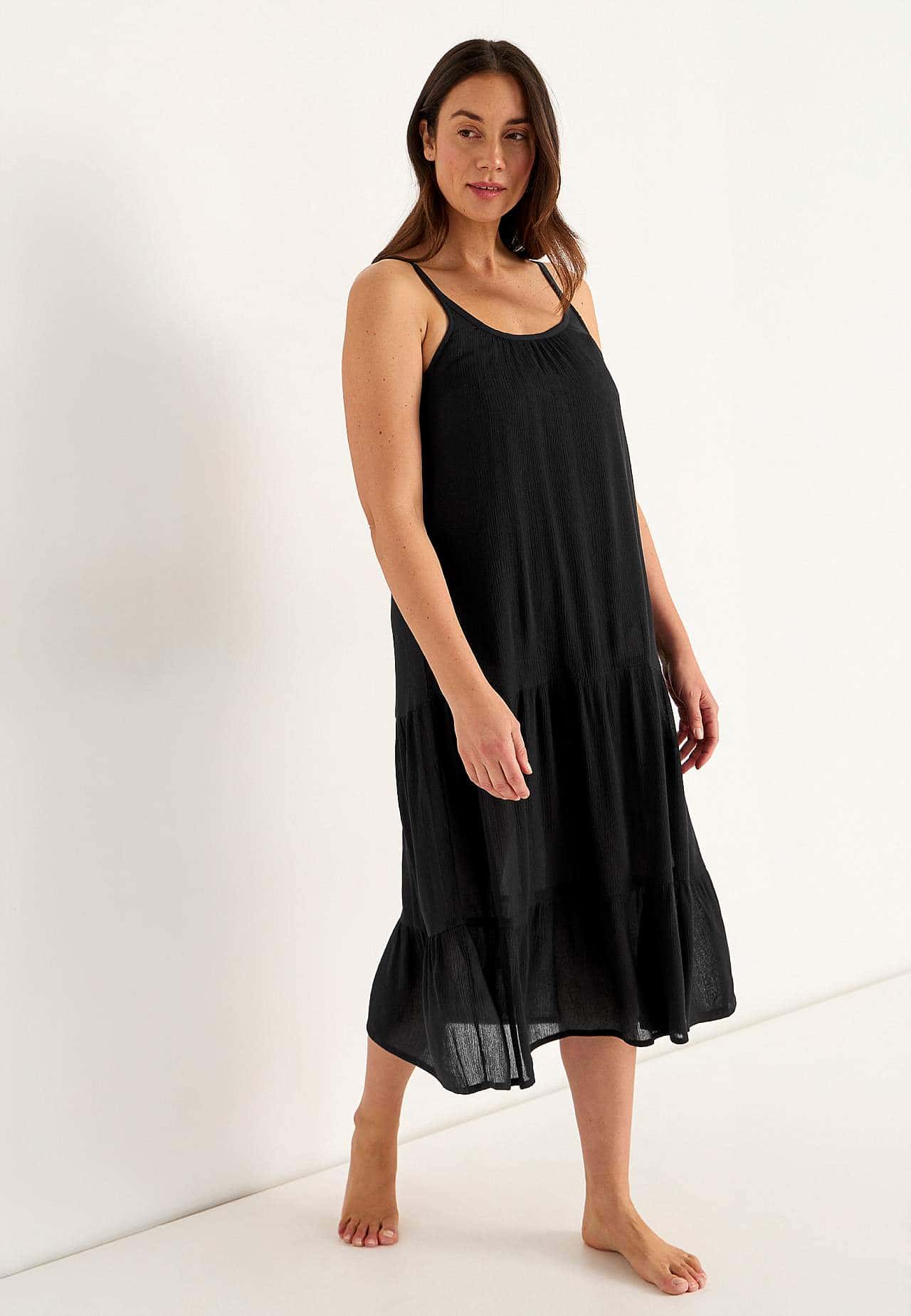 Svart Strandklänning med Volanger