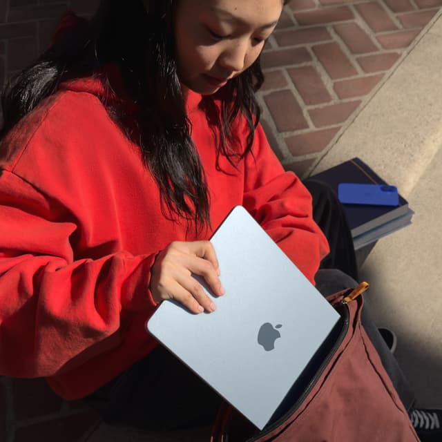 MacBook Air 13" M4 16GB/256GB Sky Blue