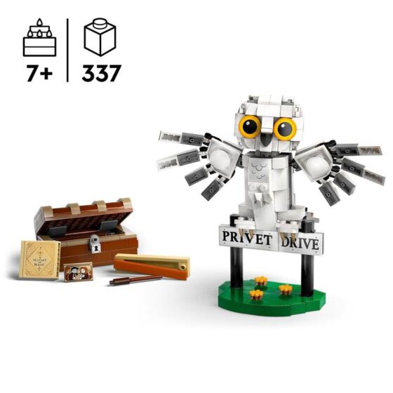 LEGO Harry Potter 76425 Hedwig at Privet Drive