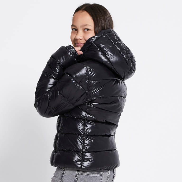 Barnytterkläder: Kappor, Puffjackor, Regnjackor