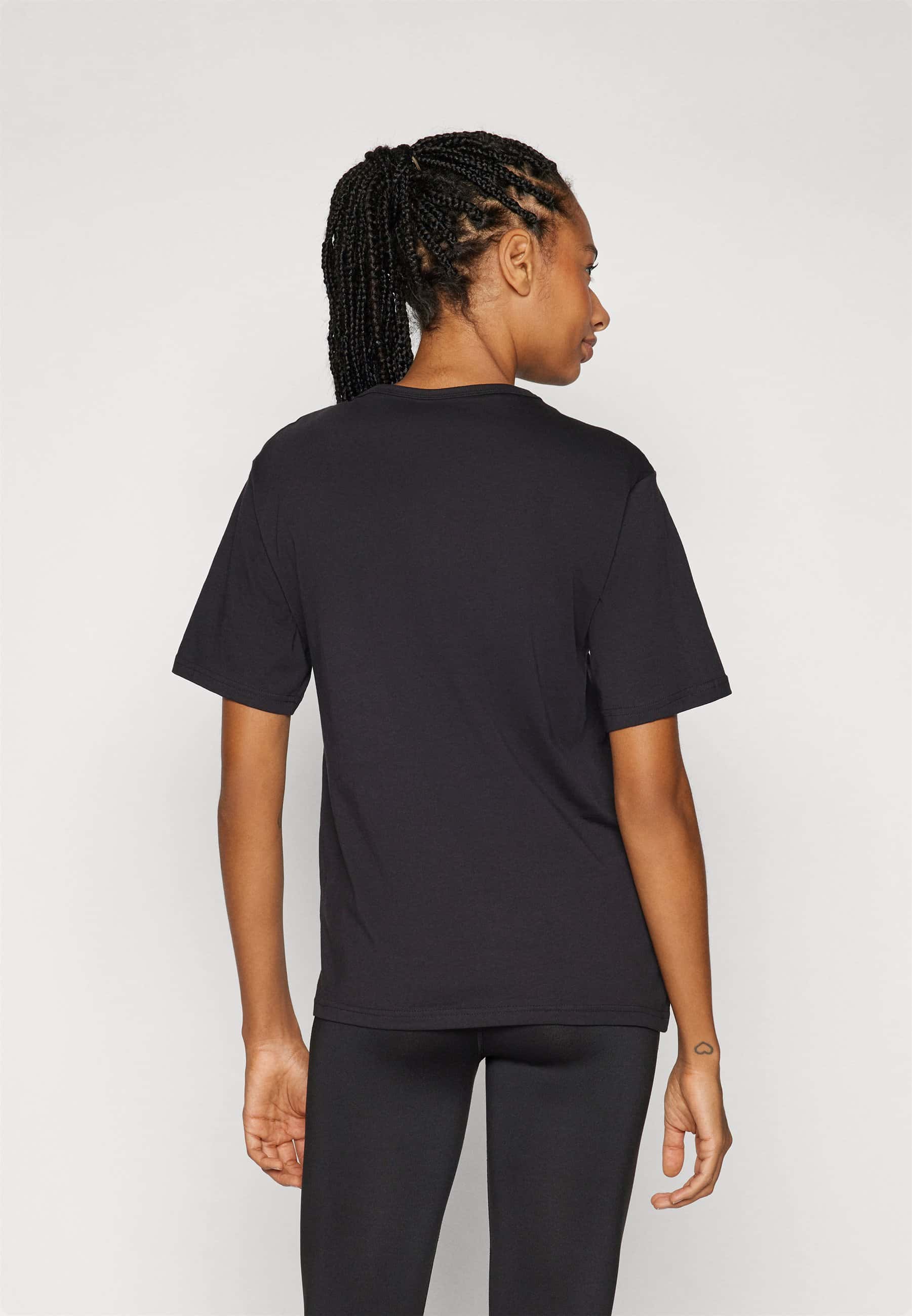 Lounge by Zalando PUMA T-shirt 169kr