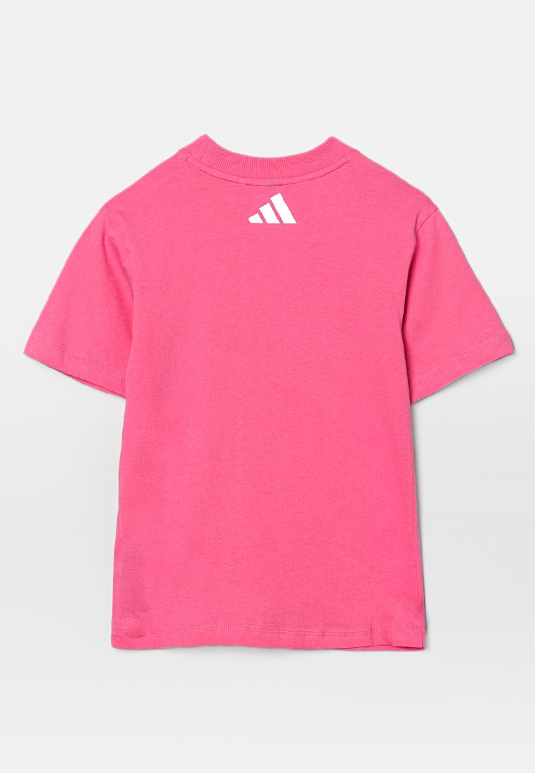 Set med t-shirt och shorts från Adidas hos Lounge by Zalando