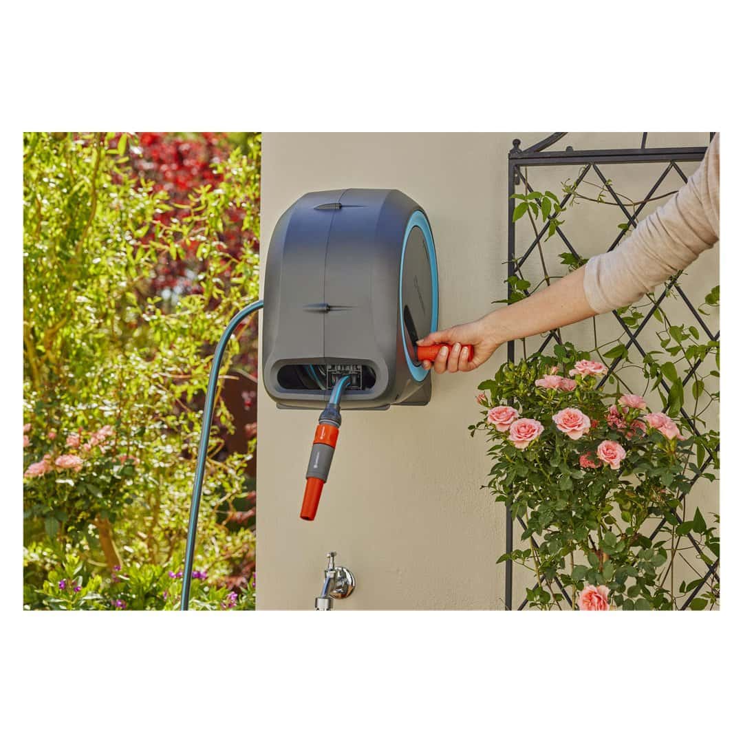Gardena Dual M/L slangvinda med vattenslang 25 m hos Jula