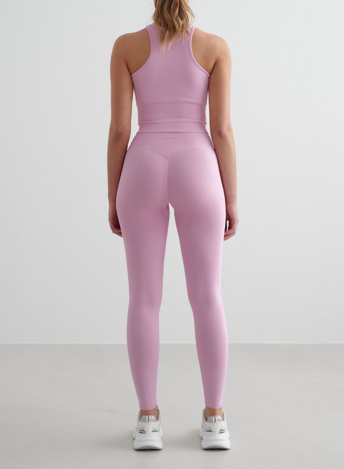 Träningskläder för dam – Outlet