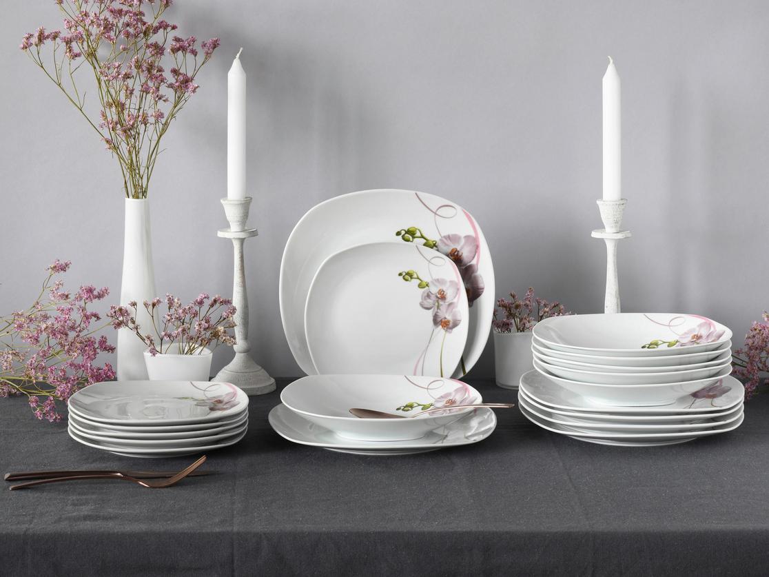 Elegant mattallrik med stämningsfullt julmotiv