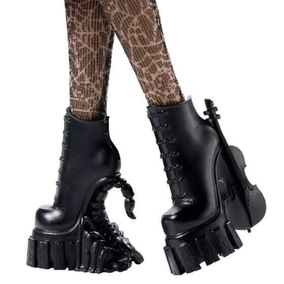 Monster High Wednesday Addams Docka