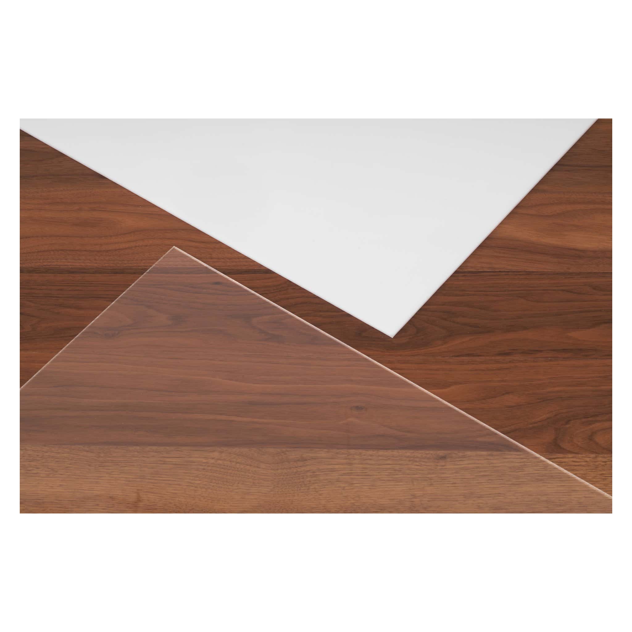 Akrylplastskiva 295x295x2 mm.