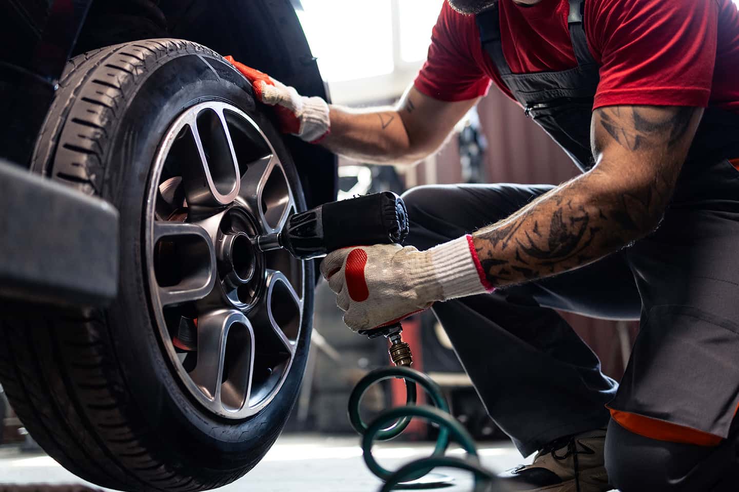 Professionellt Däckskifte hos BDS Gärdet