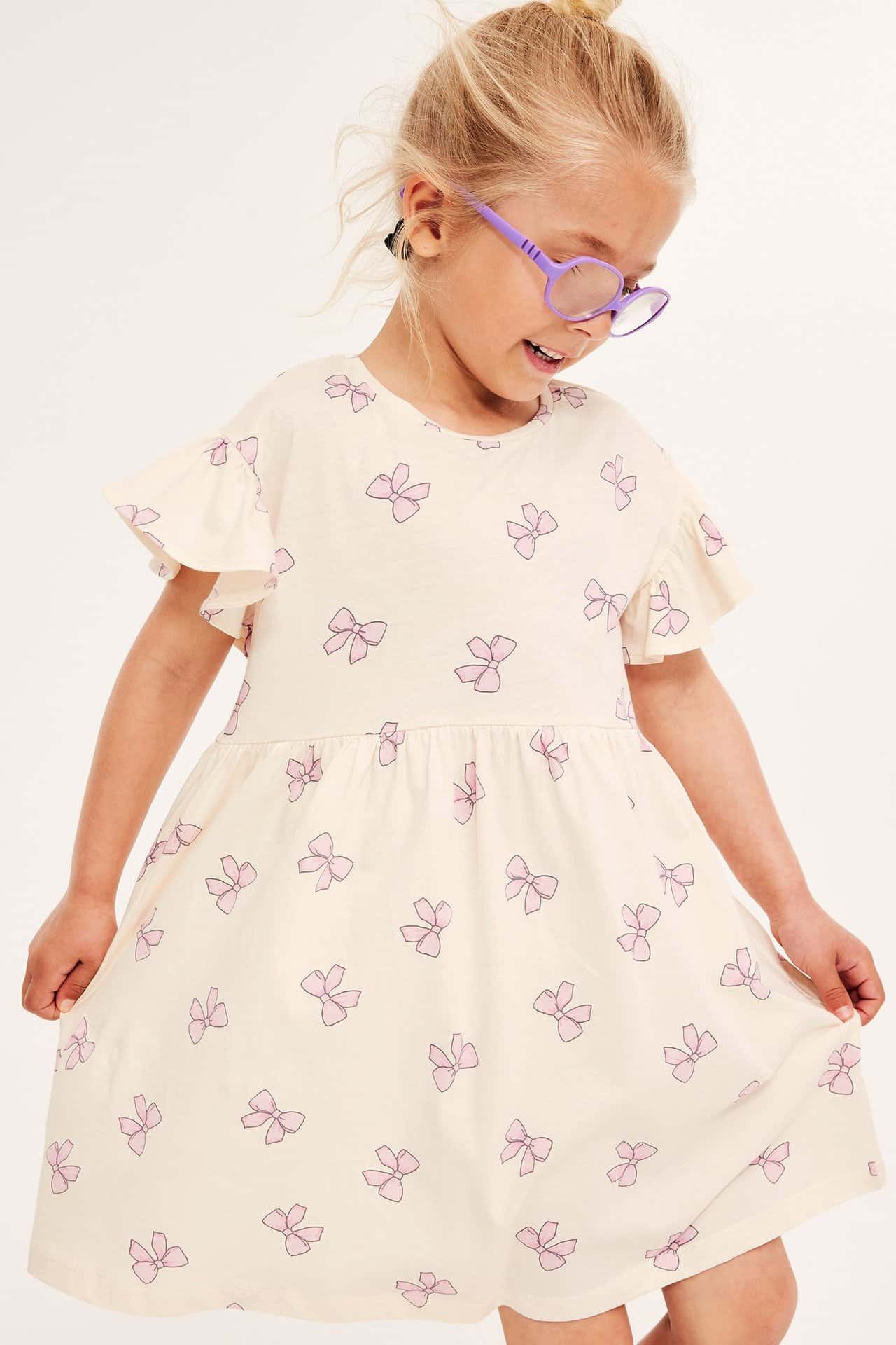 Offwhite mönstrad klänning för barn