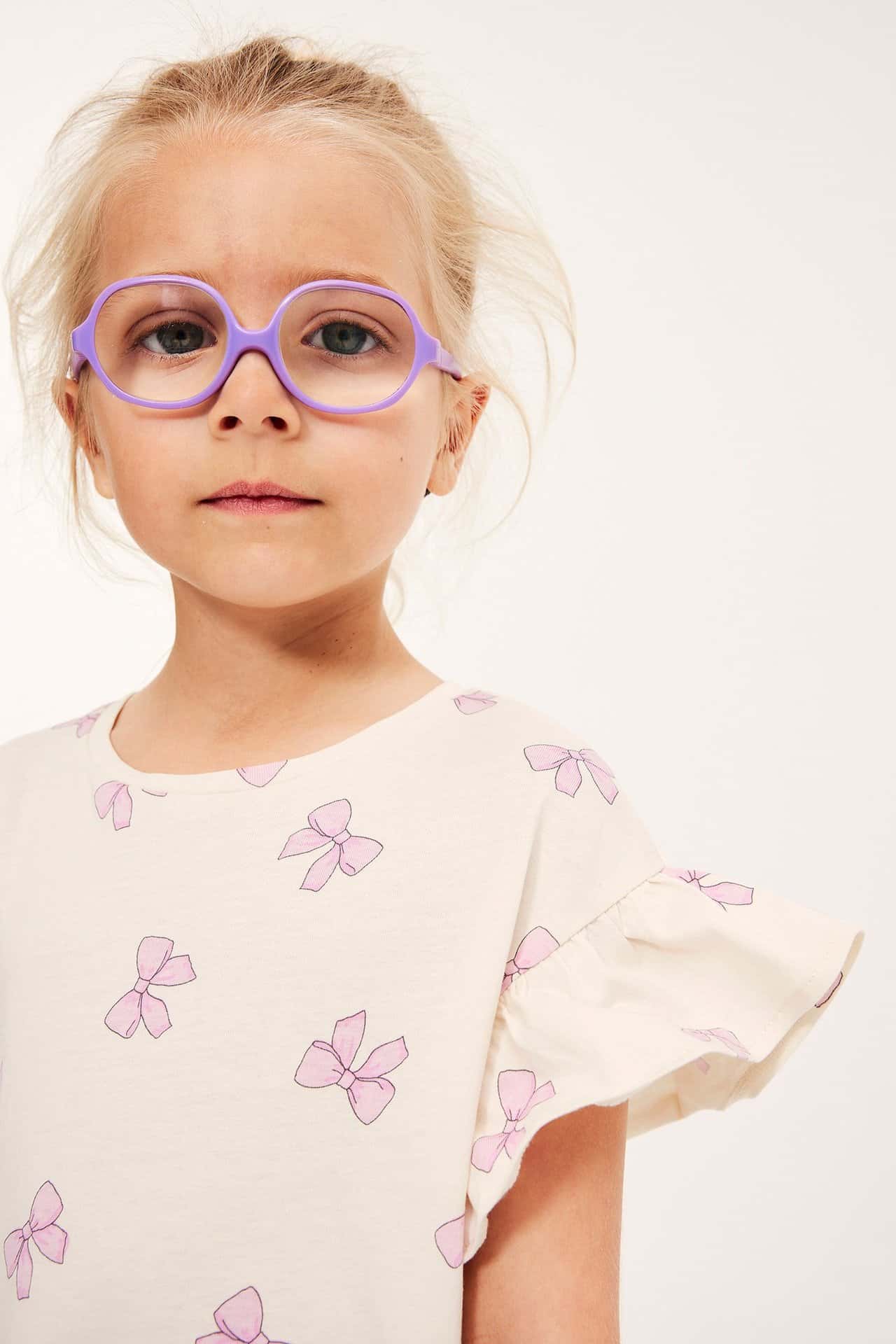 Offwhite mönstrad klänning för barn