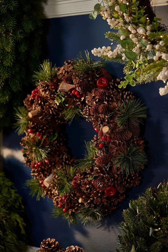 Newport Holiday Gifts and Decor