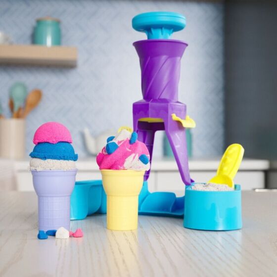 Kinetic Sand Mjukglass Lekset med Magisk Sand