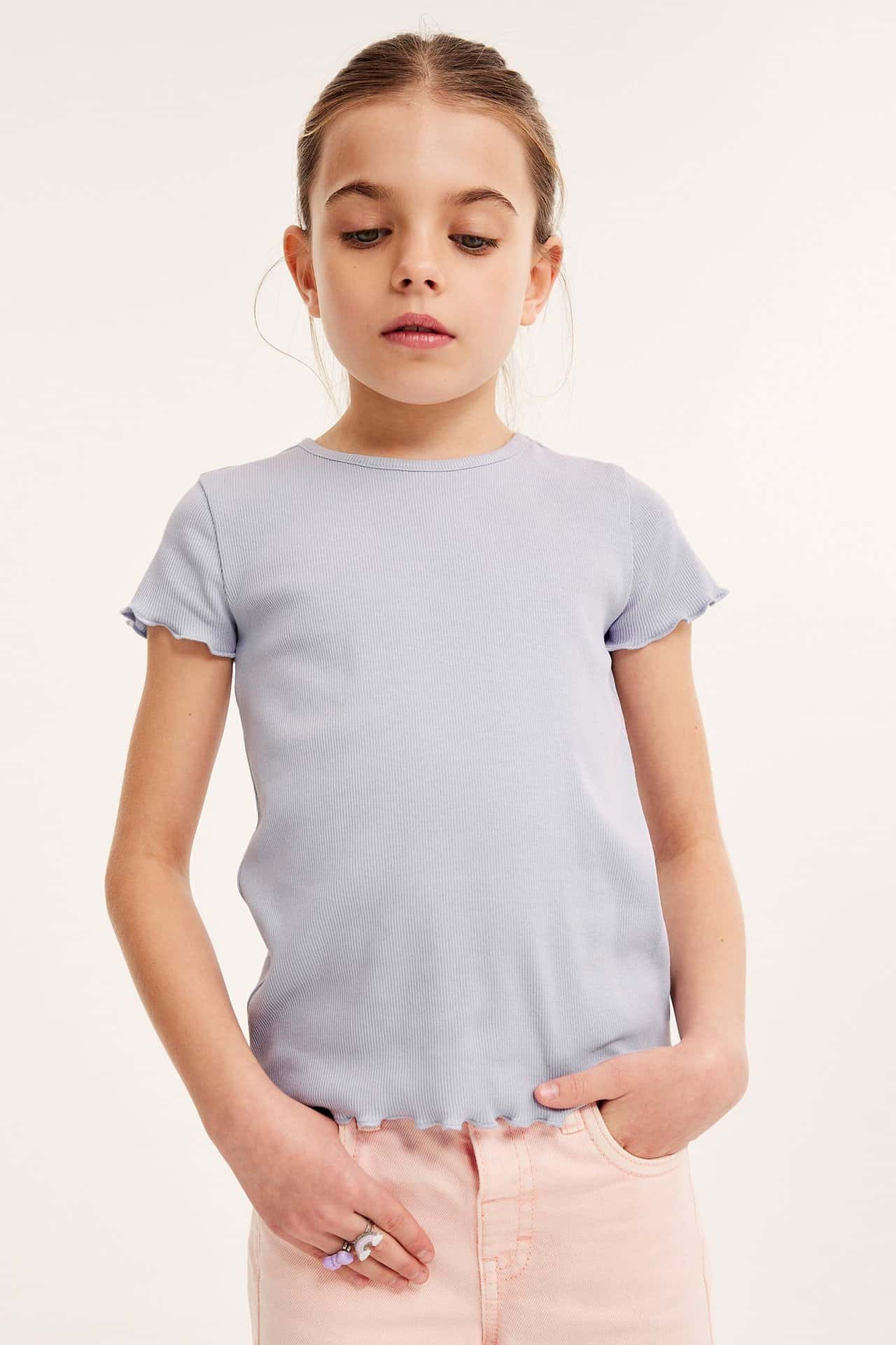 Kortärmad ribbad lila barntröja