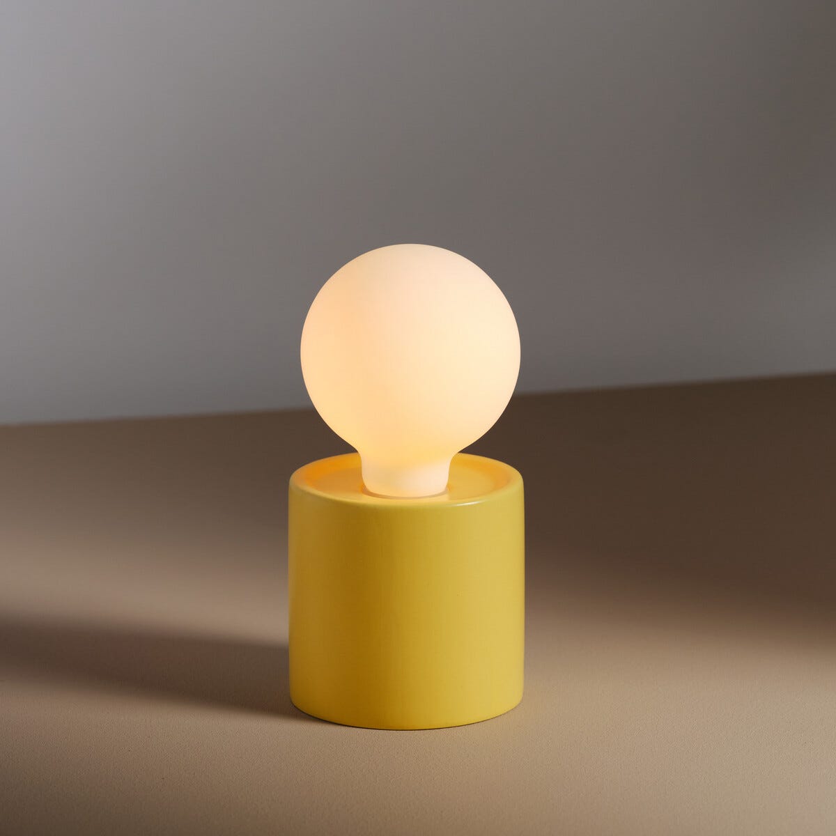 Northlight batteridriven bordslampa med timer