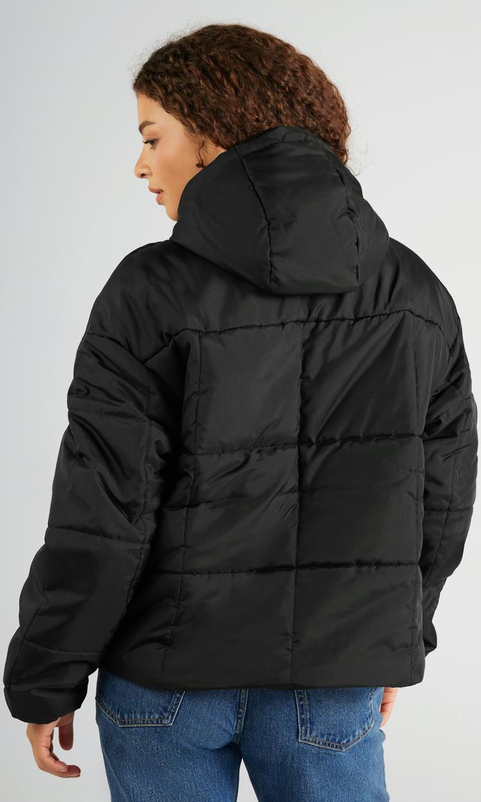 Nike Therma Svart Pufferjacka Dam