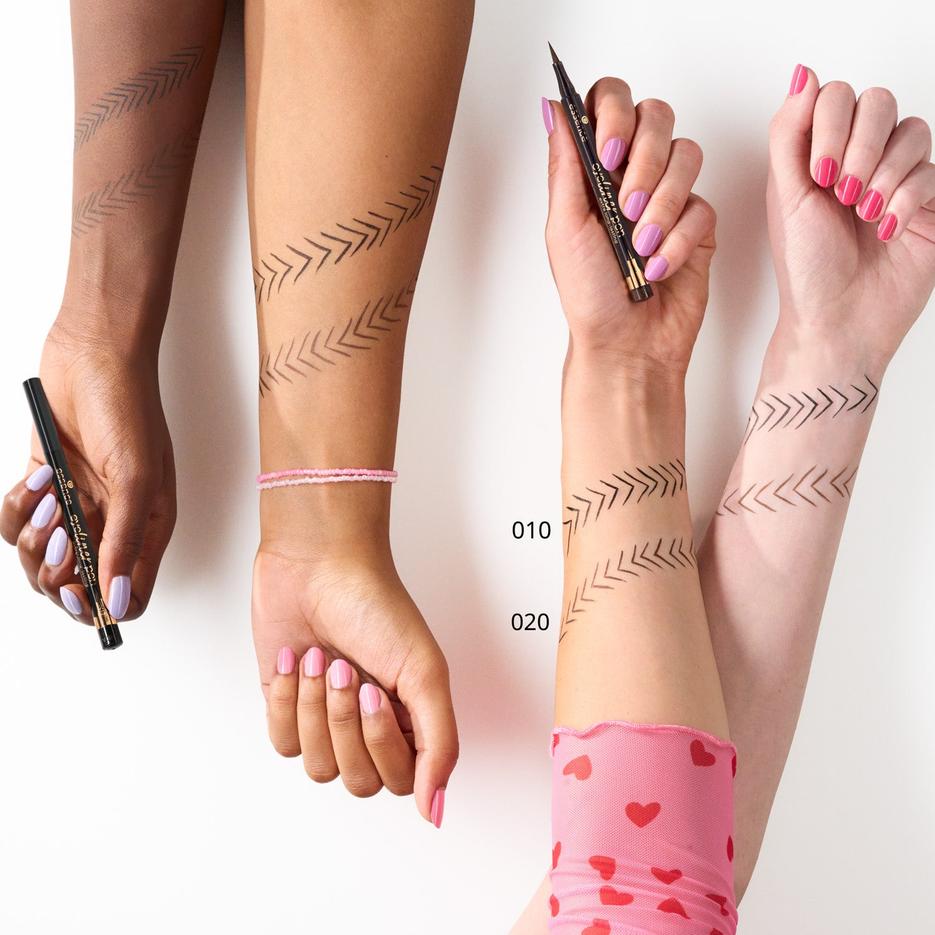 essence Extra Long-lasting Eyeliner Pen Black