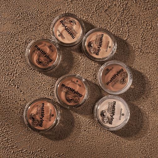 essence Mattifying Compact Powder 11 Pastel Beige