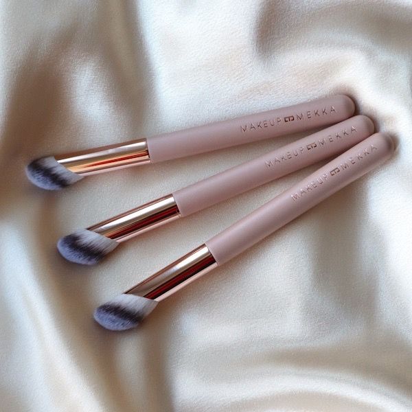 Luxury Daily Silk Concealer Brush