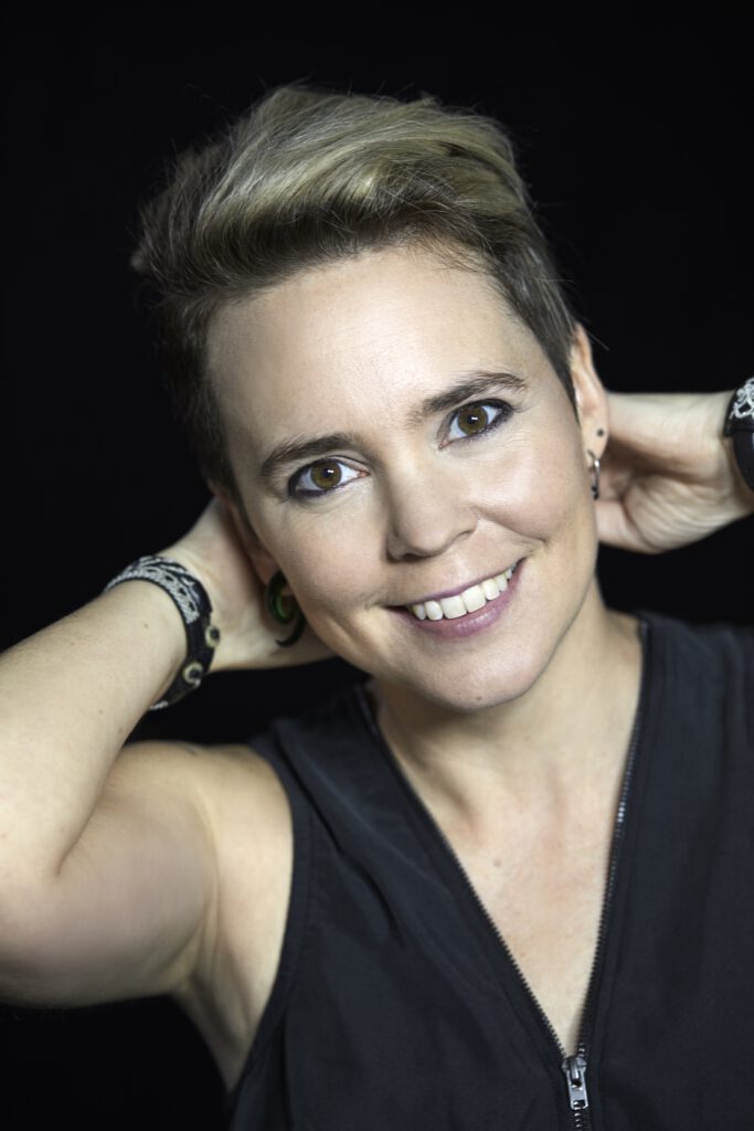 En bit av Bodil Inbunden