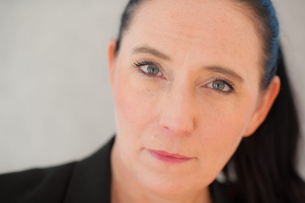 Älskade polis, Inbunden Bok