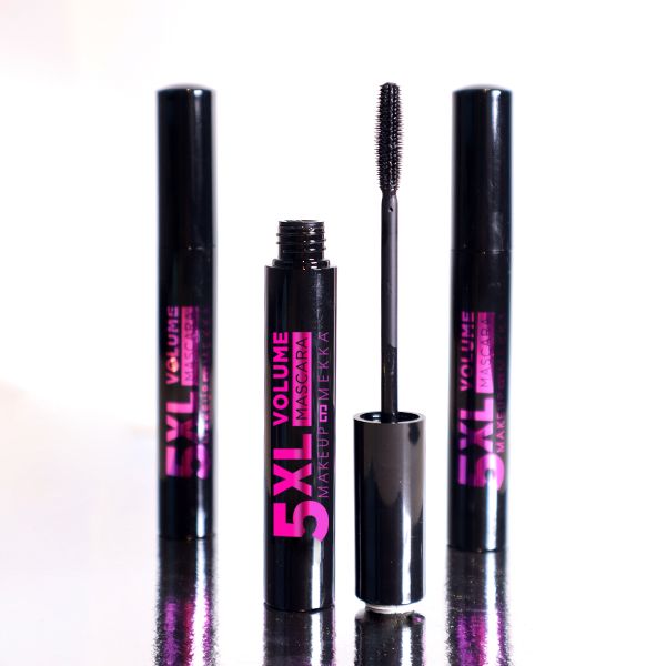 Volumizing Black Mascara 5XL
