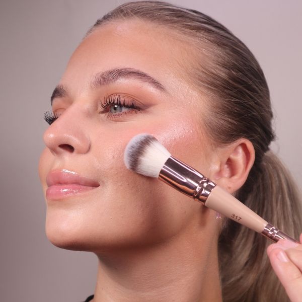 317 Dual-Ended Foundation and Concealer Brush