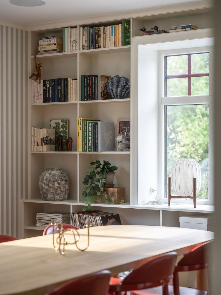 Post Vas Cast Iron från DBKD