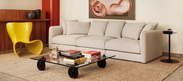 Elegant Omar Vas i Modern Design