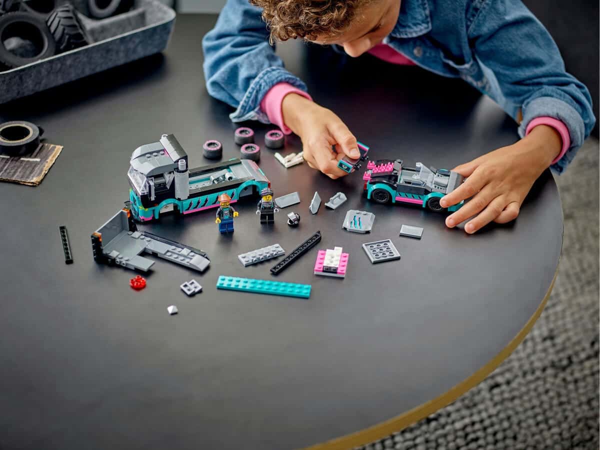 LEGO City Racerbil och Biltransport 60406