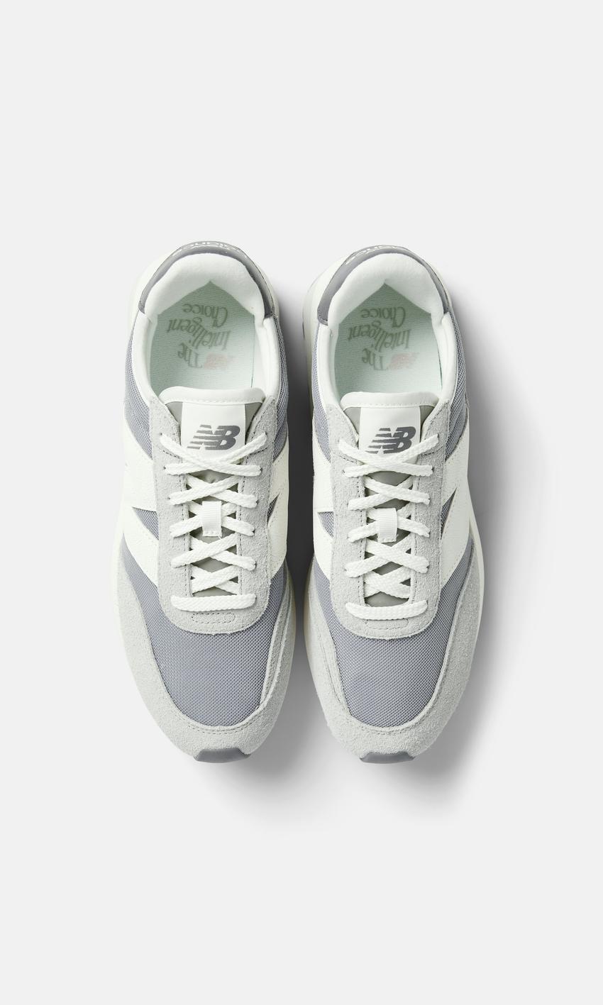 New Balance 370 Ljusgrå Unisex Sneakers