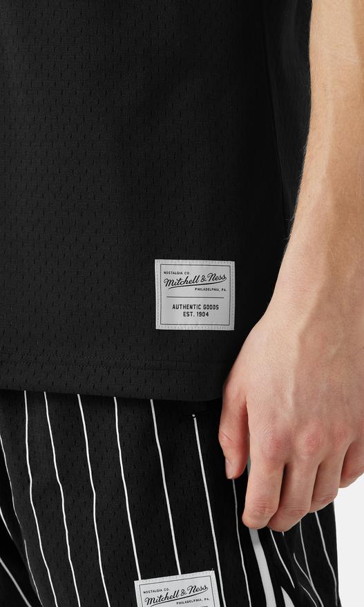 Mitchell & Ness Legendary Linne Svart Herr