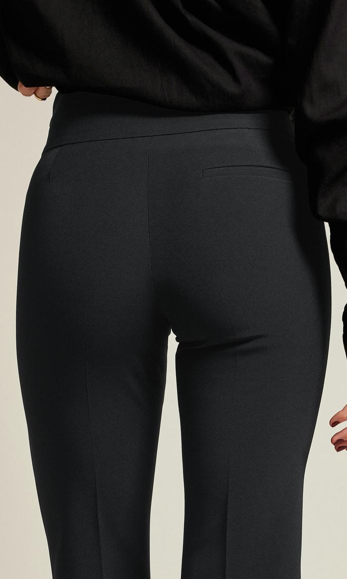 Svart Amelie Croppad Flare Byxa Dam