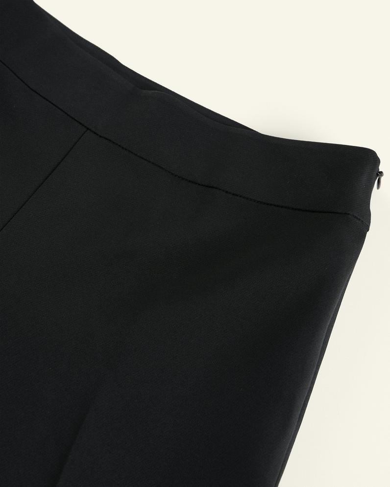 Svart Amelie Croppad Flare Byxa Dam