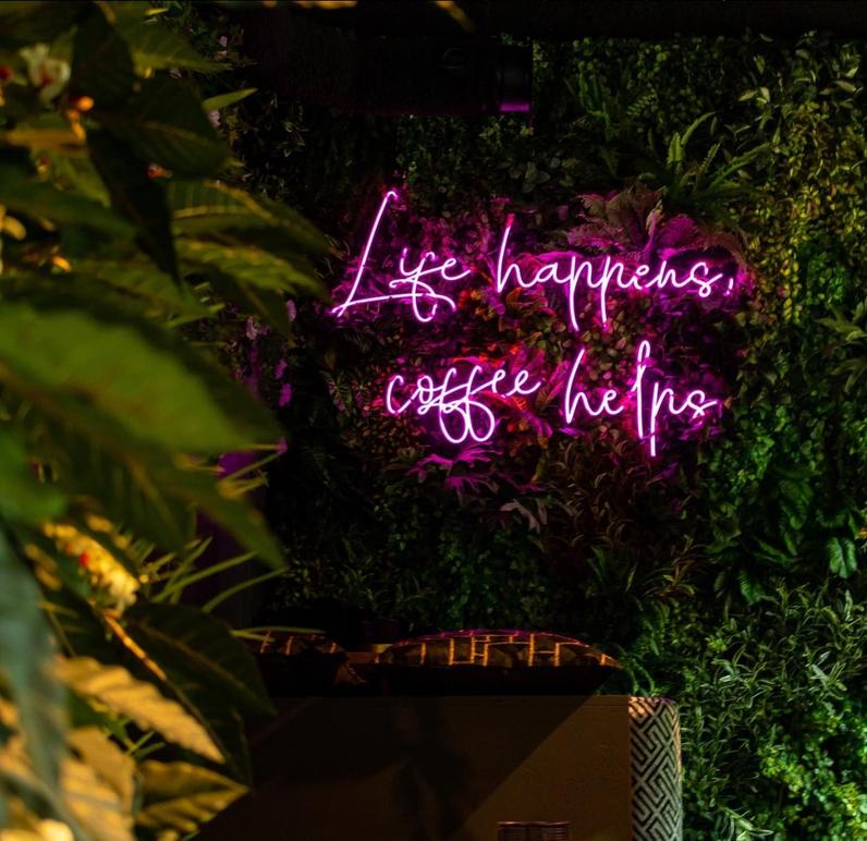 25% Rabatt på Anpassade Neonskyltar