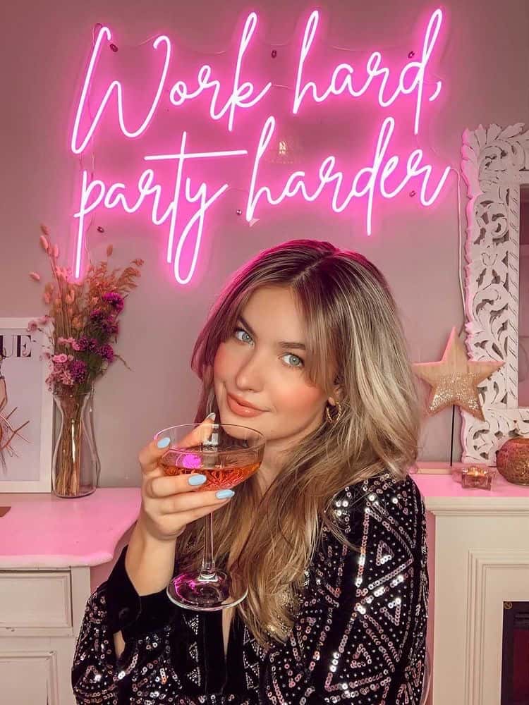 25% Rabatt på Anpassade Neonskyltar