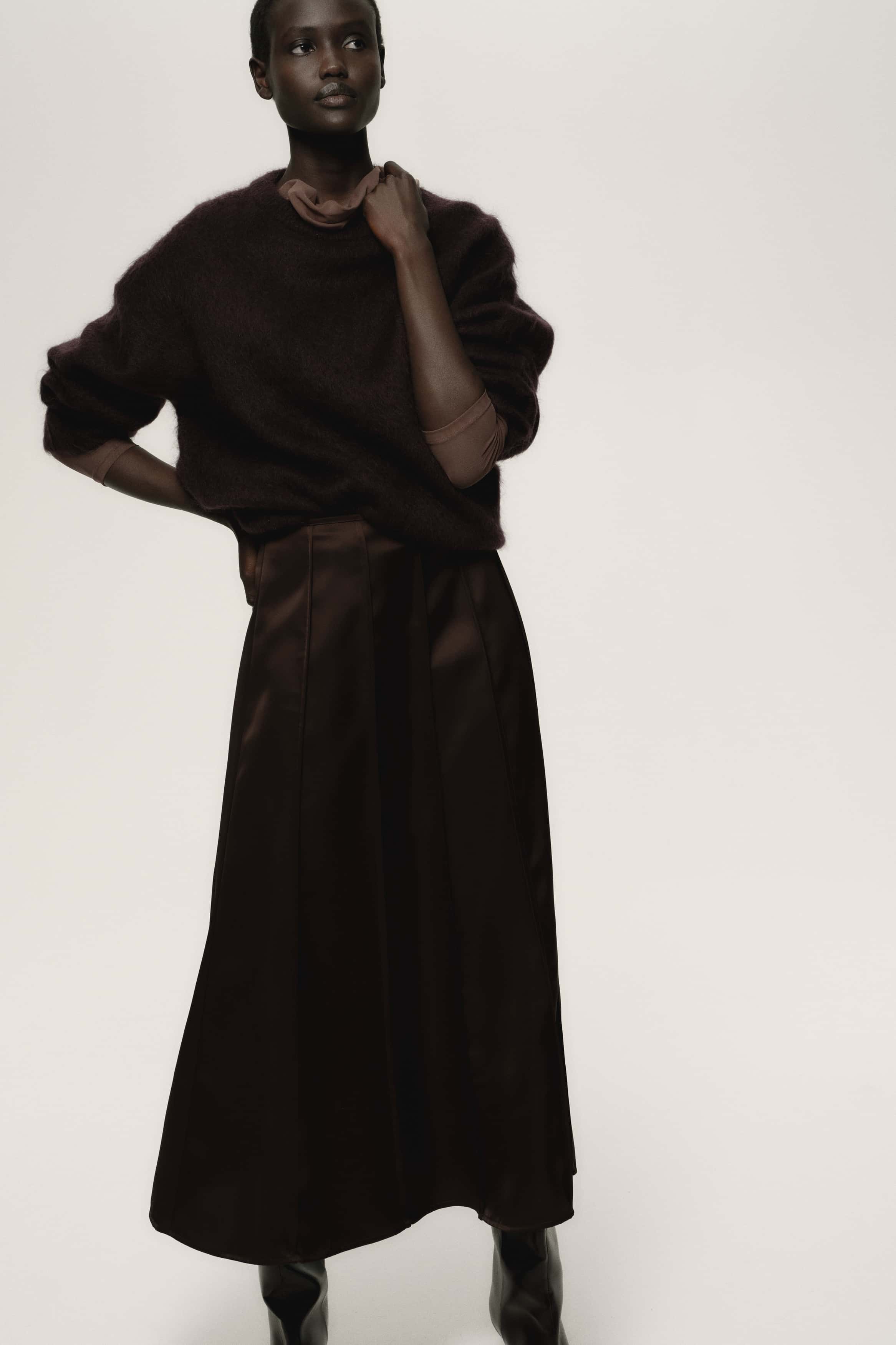 Trendiga damkläder och senaste modet