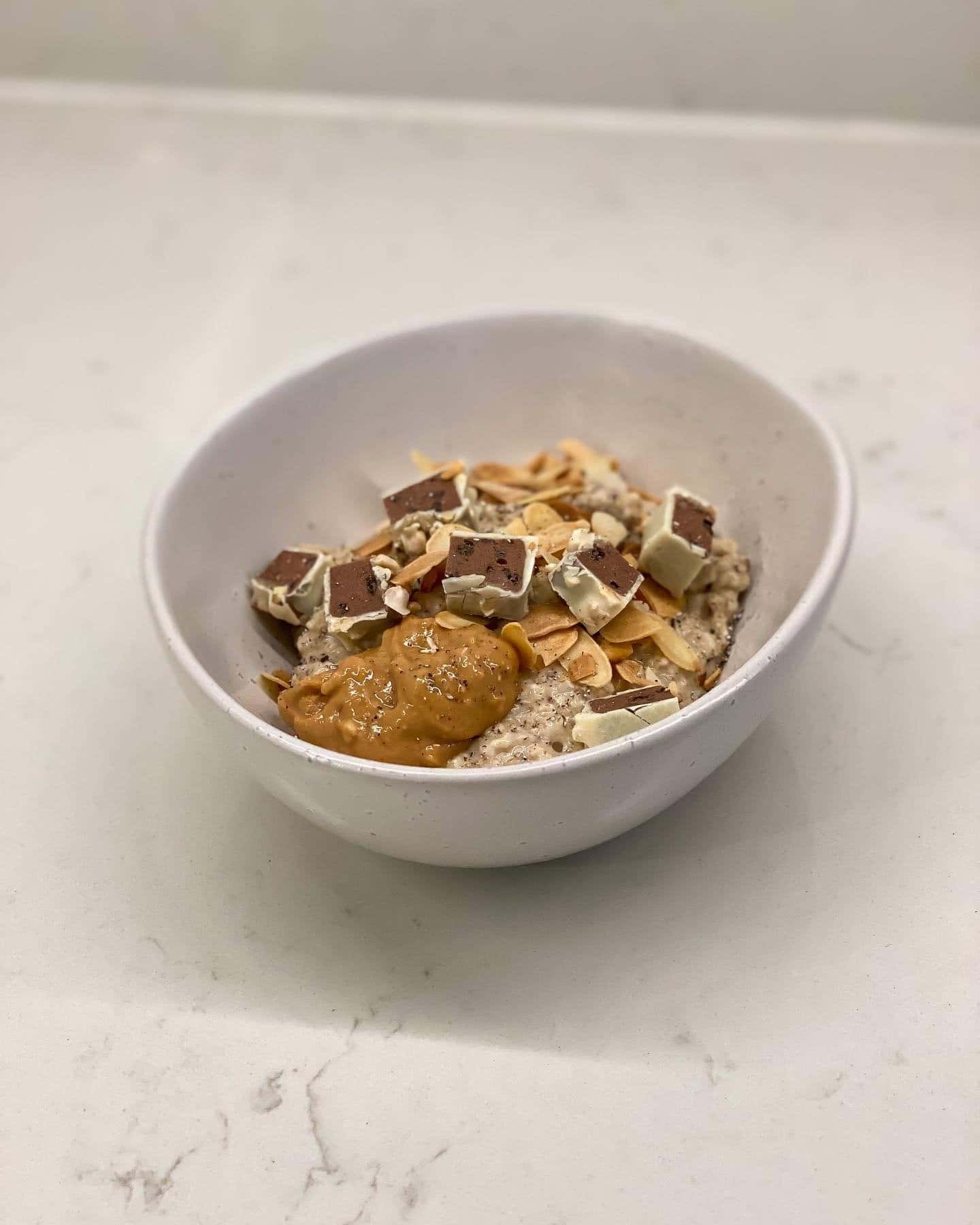 Barebells White Chocolate Almond Proteinbar