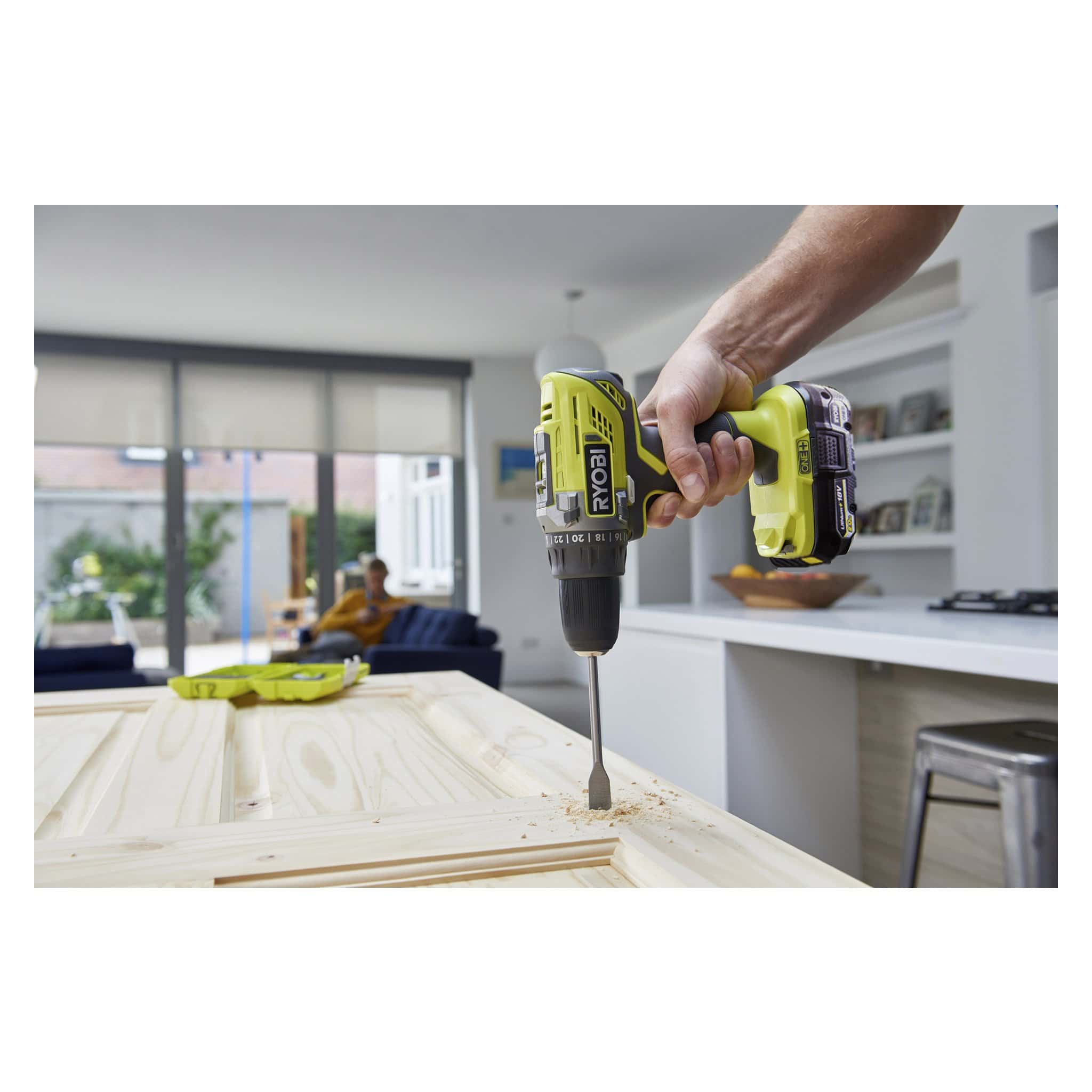 Ryobi ONE+ Skruvdragare med Batteri 18 V