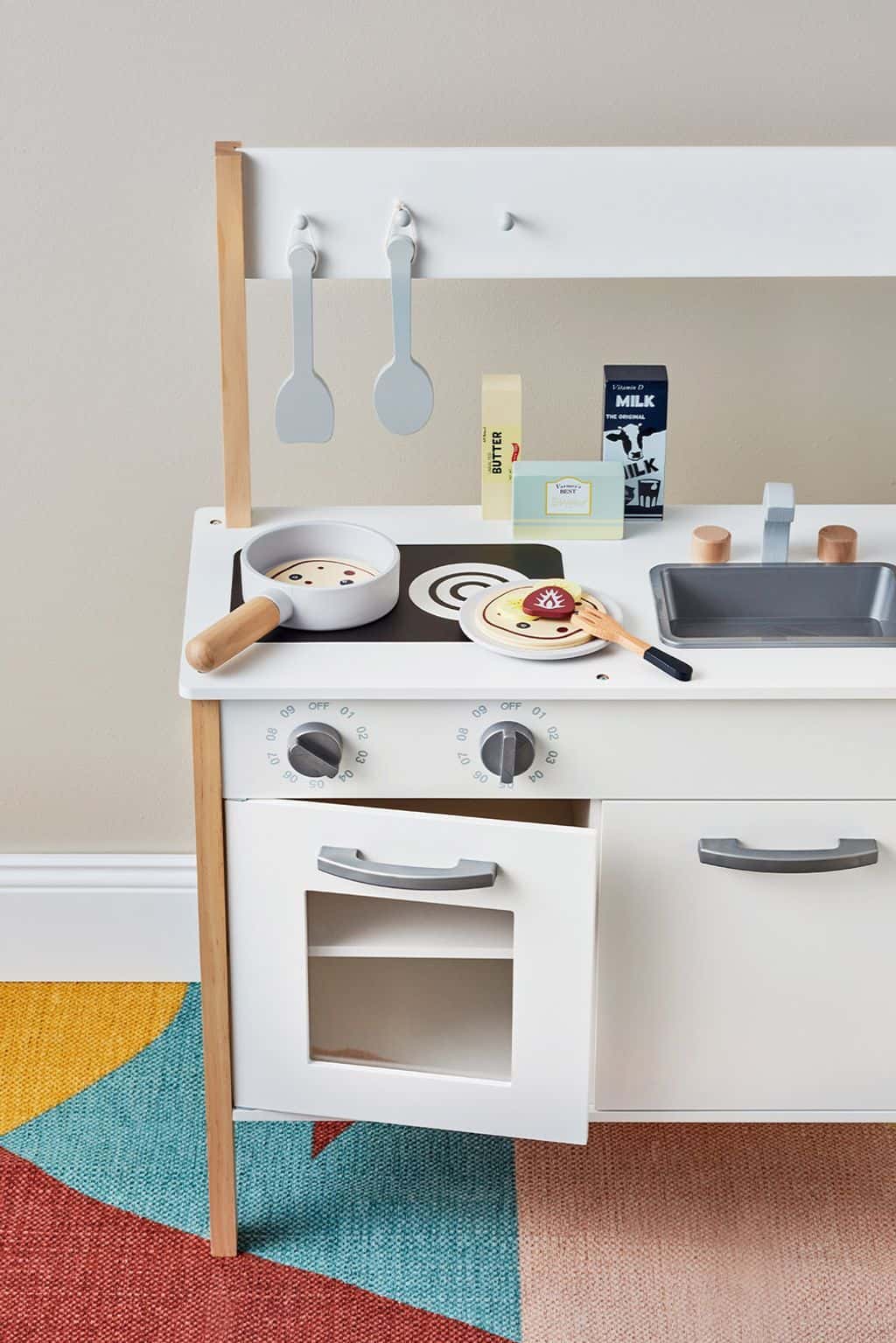 FSC 100% Klassiskt Skandinaviskt Leksakskök Vit