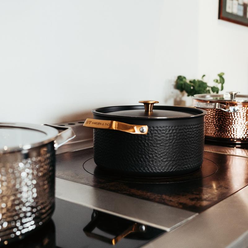 Vargen & Thor Arvet Mio Kastrull Svart
