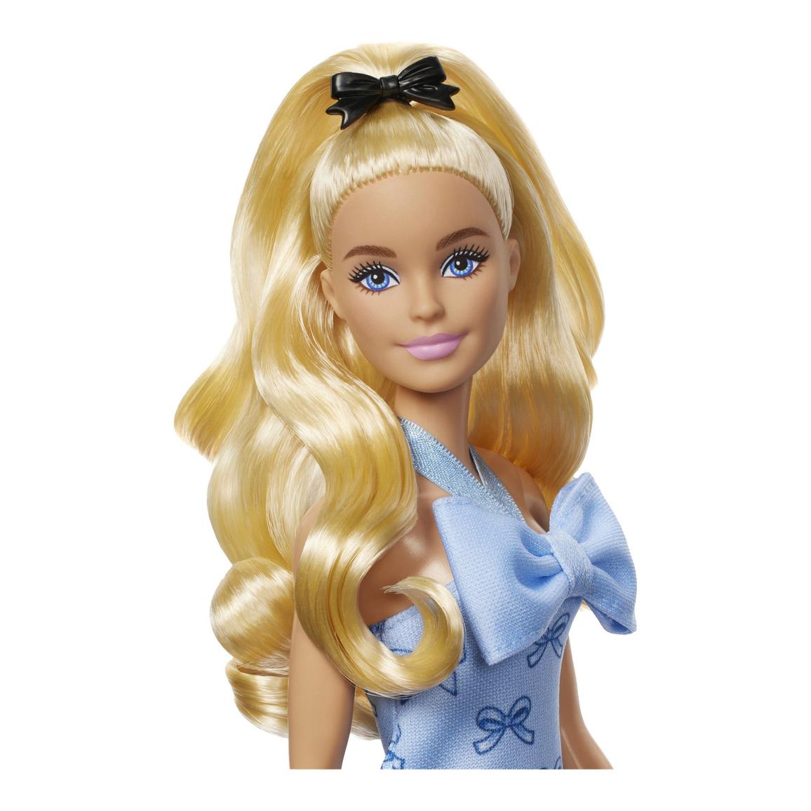 Barbiedocka Fashionistas med Blå Rosetter