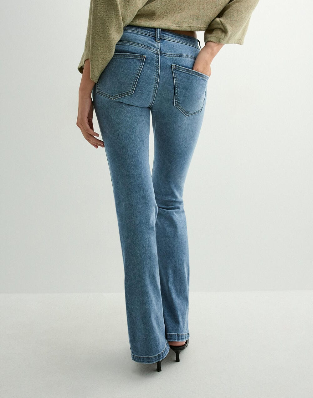 Only Mid Waist Flared Jeans - Medium Blue