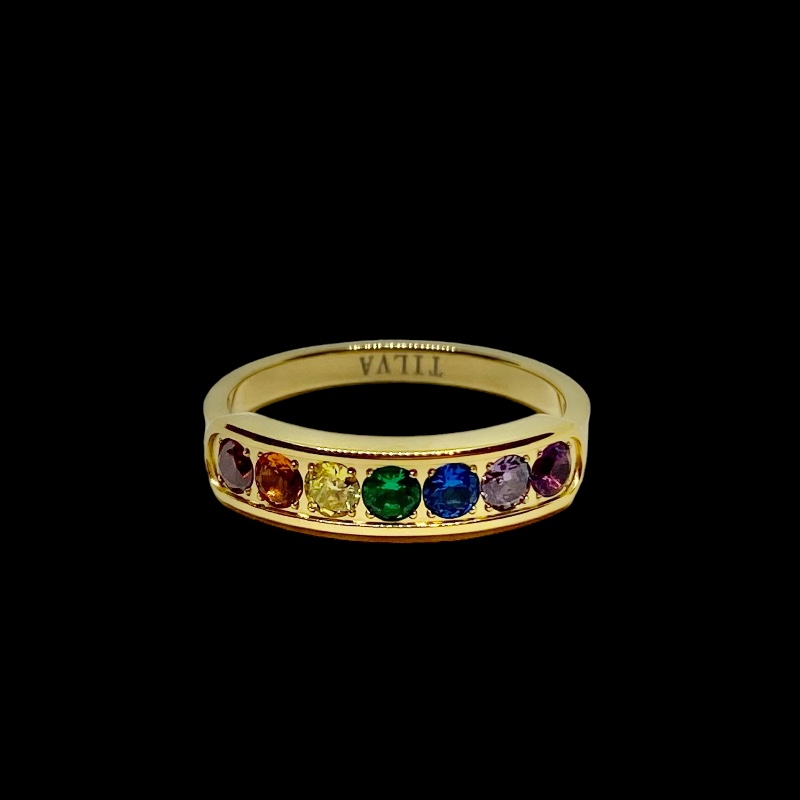 Guldfärgad Regnbågsring i Kirurgiskt Stål