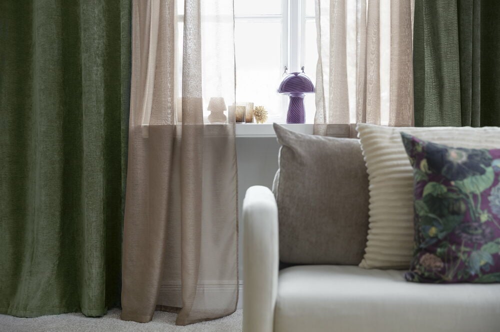 Vintage Gardinlängd i Klassisk Stil