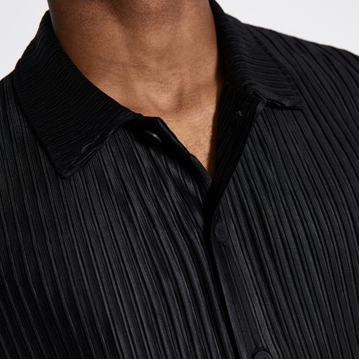 Classic Short Sleeve Pleated Shirt