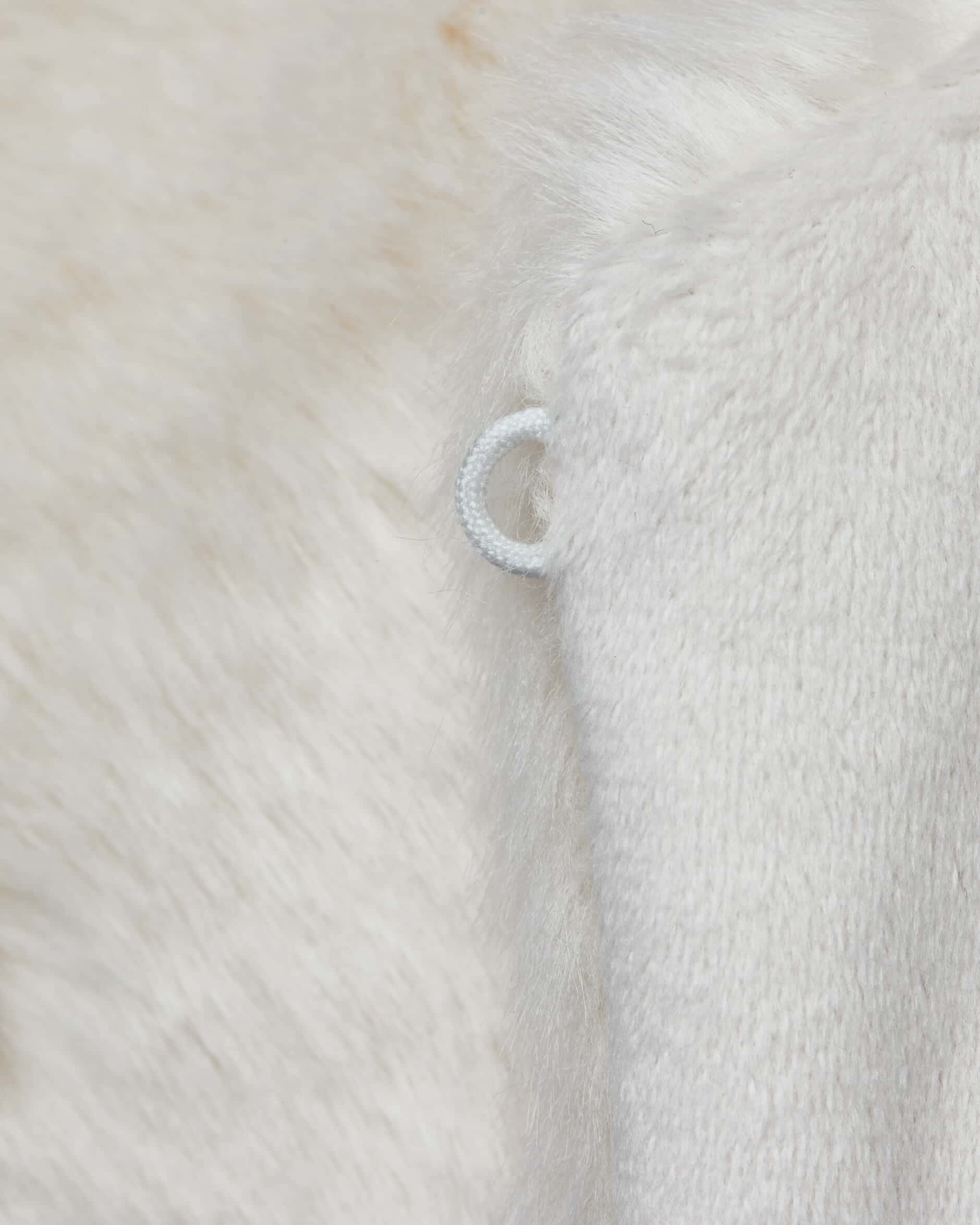 Aspen Polar Bear Cape Newport