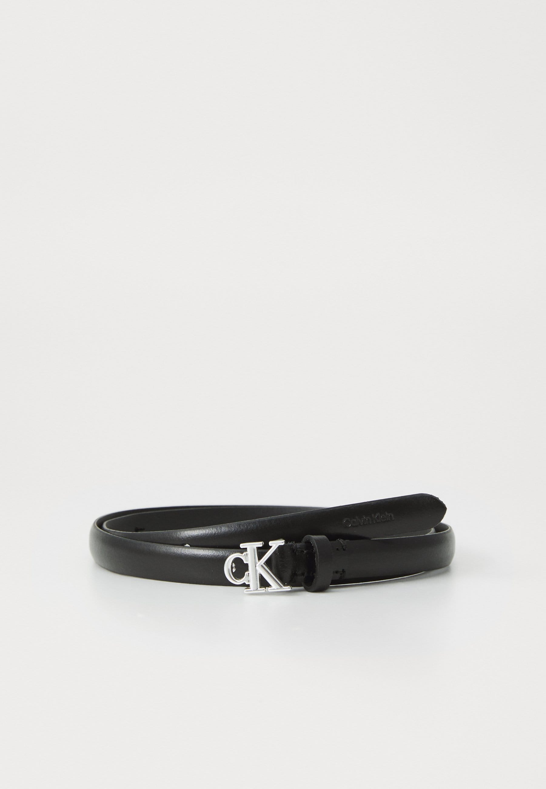Calvin Klein
LOGO BUCKLE - Bälte