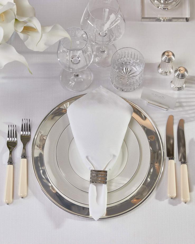 Newport Ivory Bestickset i 24 Delar